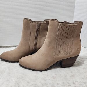 Frye Sandra Chelsea Nubuck Leather Ankle Stitched Block Heel Western Boot Sz 9